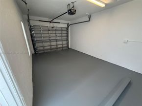2700 N 34th Avenue I, Hollywood FL 33021