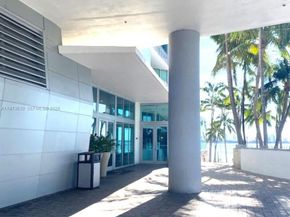 335 S Biscayne Boulevard 1002, Miami FL 33131