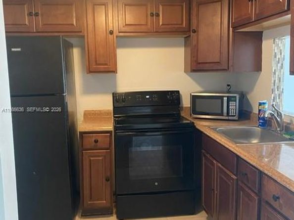 16465 NE 22nd Avenue 118, North Miami Beach FL 33160