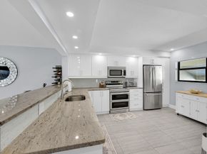 12870 Briarlake Drive 201, Palm Beach Gardens FL 33418
