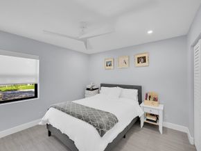 12870 Briarlake Drive 201, Palm Beach Gardens FL 33418