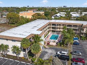 100 SE 6th Avenue 303, Pompano Beach FL 33060