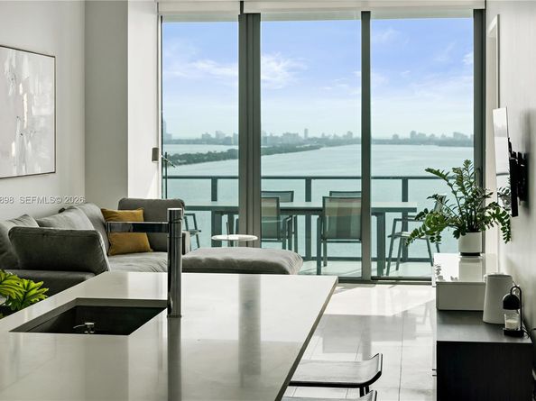 480 NE 31st Street 1802, Miami FL 33137