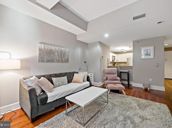 1500 Chestnut Street 10E, Philadelphia PA 19102