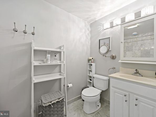 1500 Chestnut Street 10E, Philadelphia PA 19102