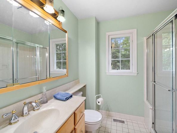 1717 Woodland Road, Abington PA 19001