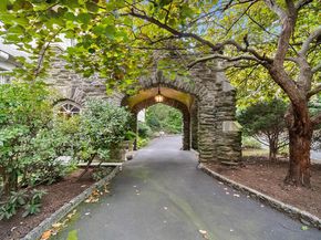 1717 Woodland Road, Abington PA 19001