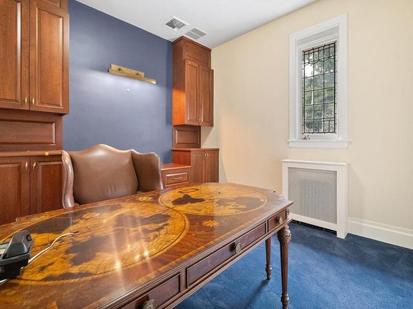 1717 Woodland Road, Abington PA 19001