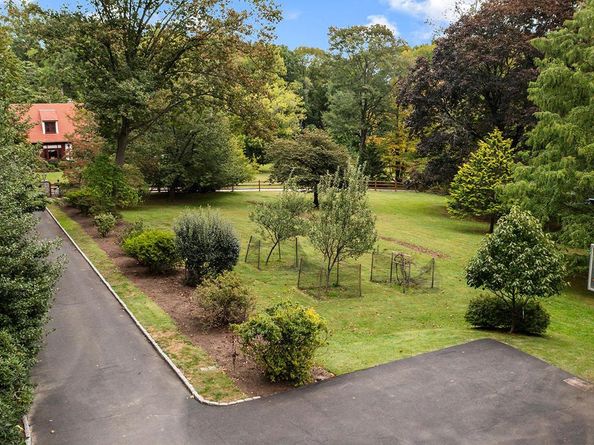 1717 Woodland Road, Abington PA 19001