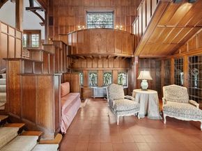 1717 Woodland Road, Abington PA 19001