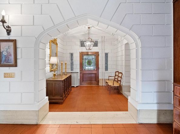 1717 Woodland Road, Abington PA 19001