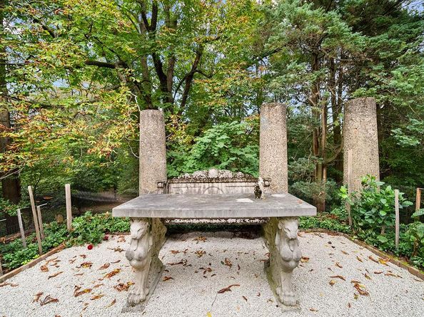 1717 Woodland Road, Abington PA 19001