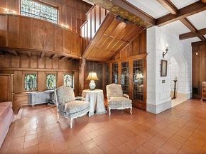 1717 Woodland Road, Abington PA 19001