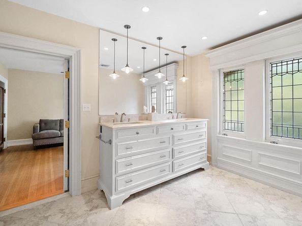 1717 Woodland Road, Abington PA 19001