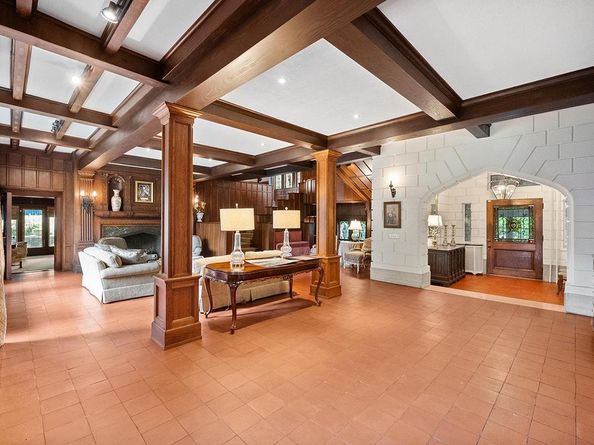 1717 Woodland Road, Abington PA 19001