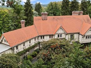 1717 Woodland Road, Abington PA 19001