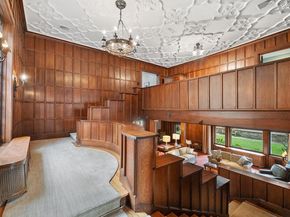 1717 Woodland Road, Abington PA 19001