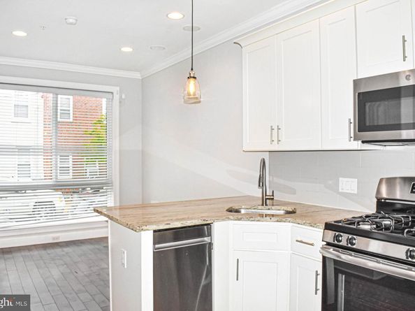 2440 W Jefferson Street, Philadelphia PA 19121