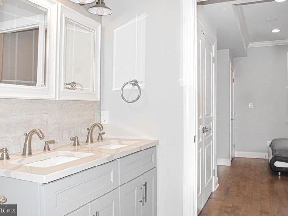 2440 W Jefferson Street, Philadelphia PA 19121