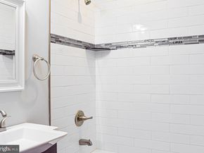2440 W Jefferson Street, Philadelphia PA 19121