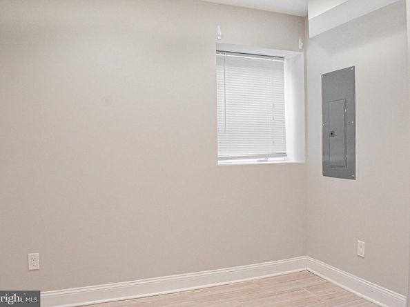2440 W Jefferson Street, Philadelphia PA 19121