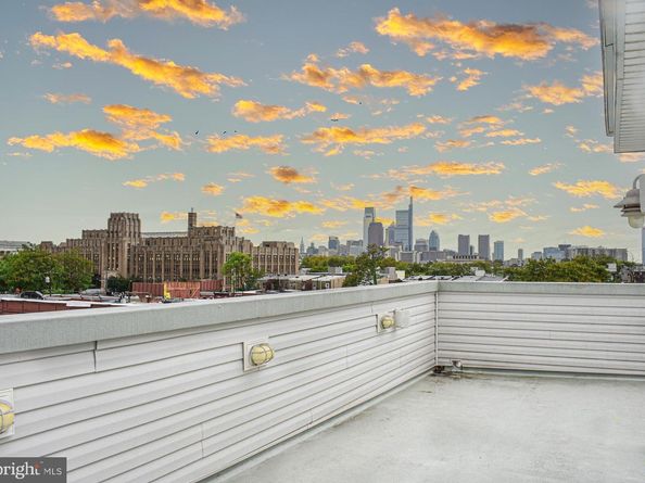 2440 W Jefferson Street, Philadelphia PA 19121