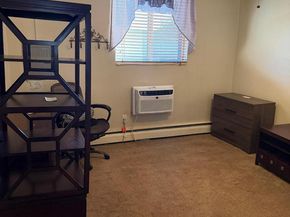 100 E Glenolden Avenue R12, Glenolden PA 19036