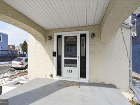 129 S Keystone Avenue, Upper Darby PA 19082