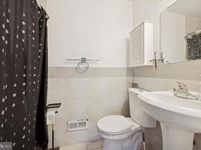 151 W Abbottsford Avenue, Philadelphia PA 19144