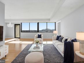 3709 S George Mason Drive 912, Falls Church VA 22041