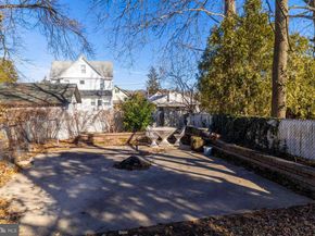 1853 Eckard, Abington PA 19001