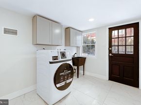 826 Pardee Lane, Wyncote PA 19095