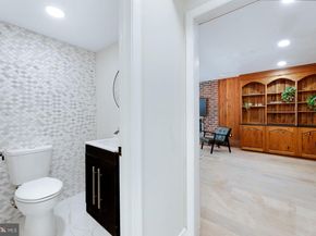 826 Pardee Lane, Wyncote PA 19095