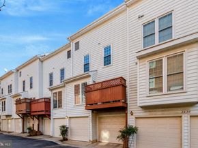 2422 N Hampton Drive, Alexandria VA 22311