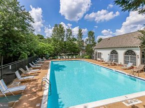 2422 N Hampton Drive, Alexandria VA 22311