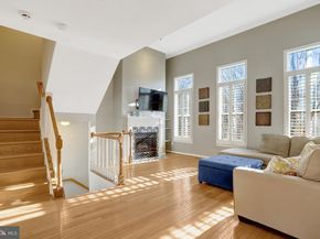 2422 N Hampton Drive, Alexandria VA 22311