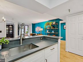 2400 Clarendon Boulevard 908, Arlington VA 22201