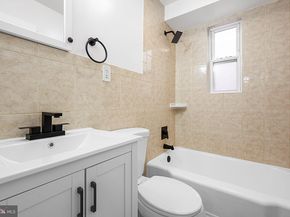 525 Oakwood Street SE, Washington DC 20032