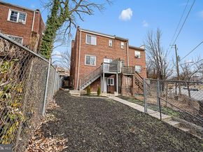 525 Oakwood Street SE, Washington DC 20032