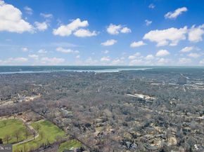 1001 Woods Place, Alexandria VA 22302