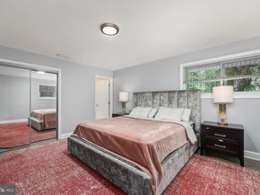 1001 Woods Place, Alexandria VA 22302