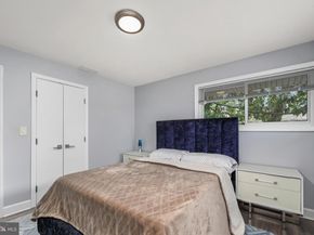 1001 Woods Place, Alexandria VA 22302