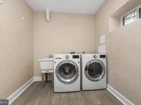 1001 Woods Place, Alexandria VA 22302