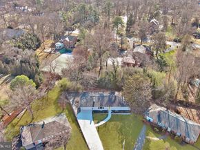 1001 Woods Place, Alexandria VA 22302