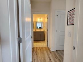 1148 2nd St 5F, Philadelphia PA 19123