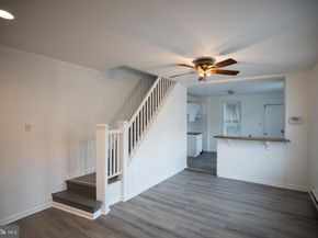 2000 S Avondale Street, Philadelphia PA 19142