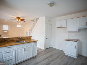 2000 S Avondale Street, Philadelphia PA 19142