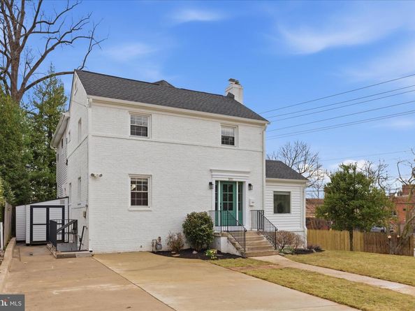 3111 S Hill Street, Arlington VA 22202