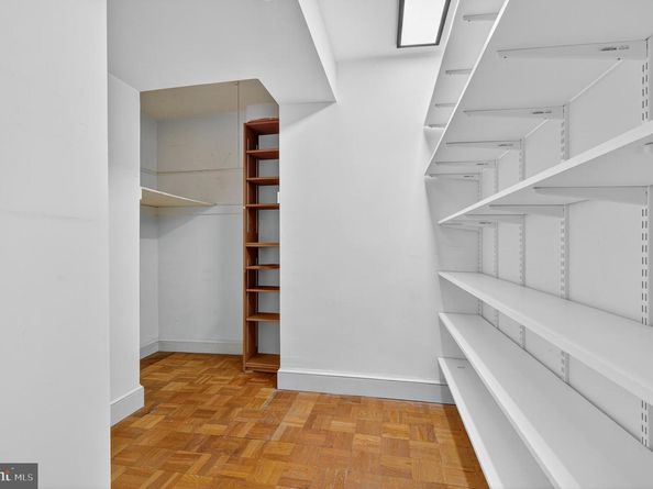 4000 Cathedral Avenue NW 444445B, Washington DC 20016