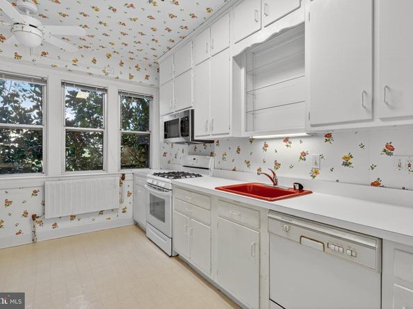 4000 Cathedral Avenue NW 444445B, Washington DC 20016